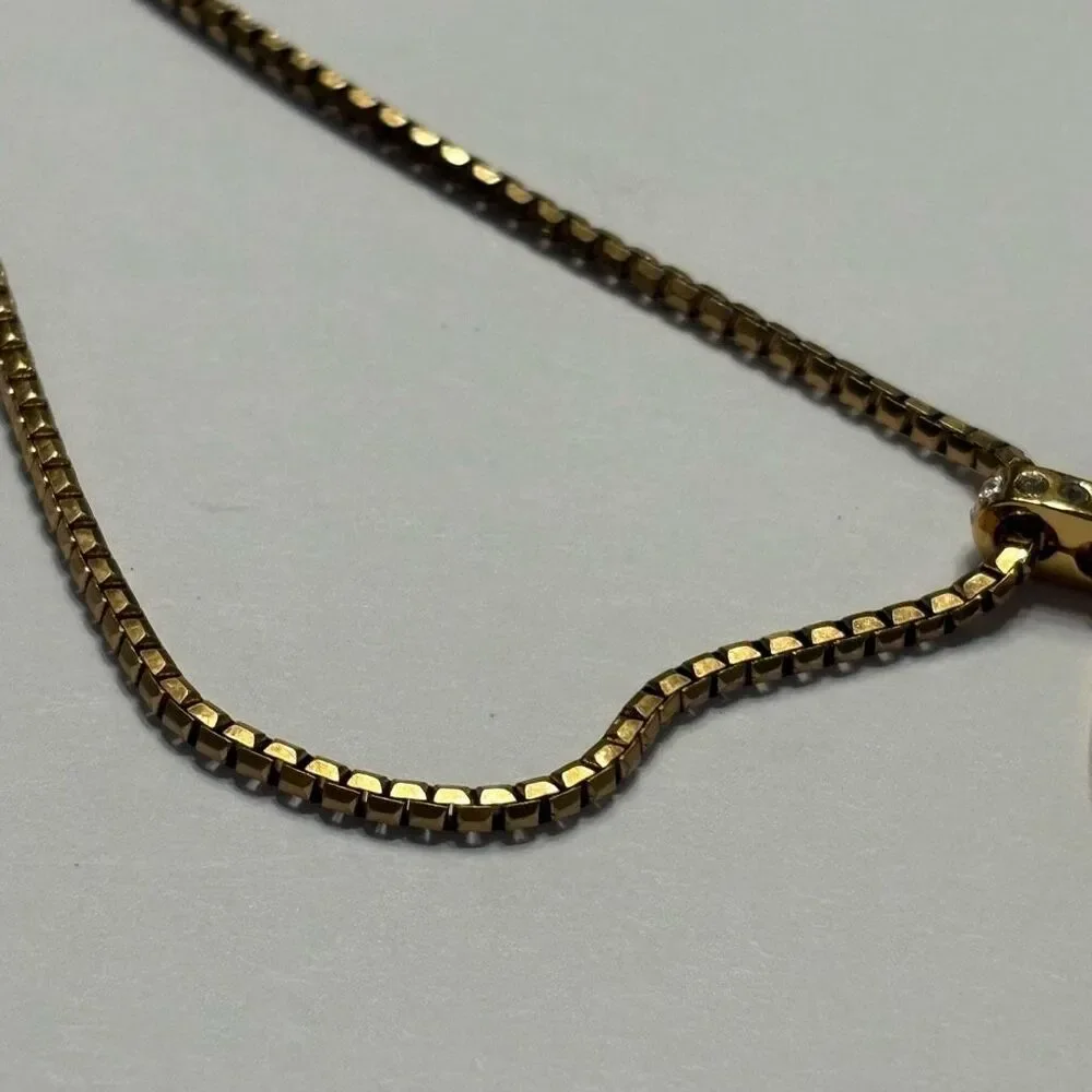 Brighton “Francesca” Brushed Gold Necklace Gold Coral Red Round Pendant Chain